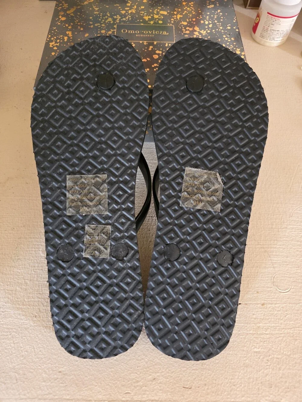 Tory Burch Flip Flops 9 M Discontinued design